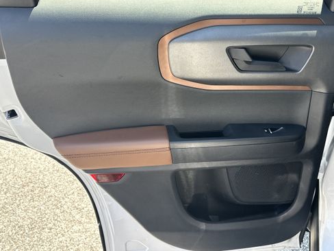 Used 2025 Ford Bronco Sport Outer Banks AWD/4WD image 18