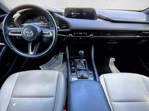 Used 2019 MAZDA MAZDA3 Hatchback image 16