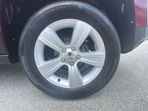 Used 2016 Jeep Patriot Sport w/ Power Value Group AWD/4WD image 32