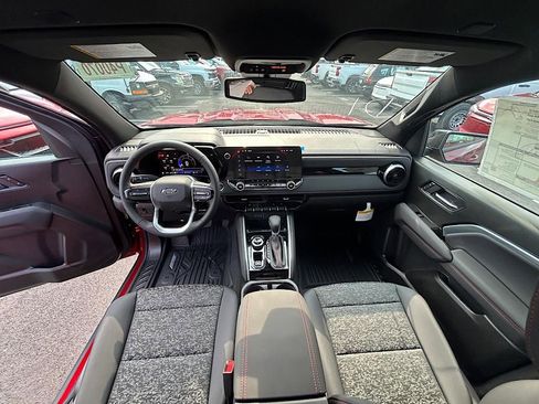 New 2026 Chevrolet Colorado Z71 image 19