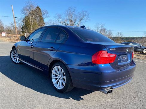 Used 2011 BMW 328i xDrive Sedan image 9
