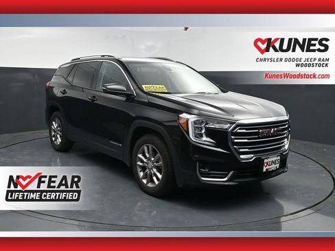 Used 2024 GMC Terrain SLT AWD/4WD image 1