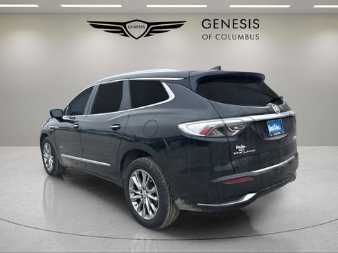 Used 2023 Buick Enclave Avenir FWD image 3