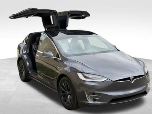 Used 2018 Tesla Model X P100D AWD/4WD image 3