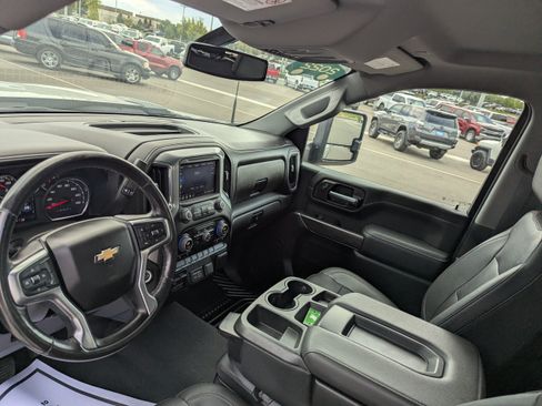 Used 2022 Chevrolet Silverado 3500 LTZ AWD/4WD image 13