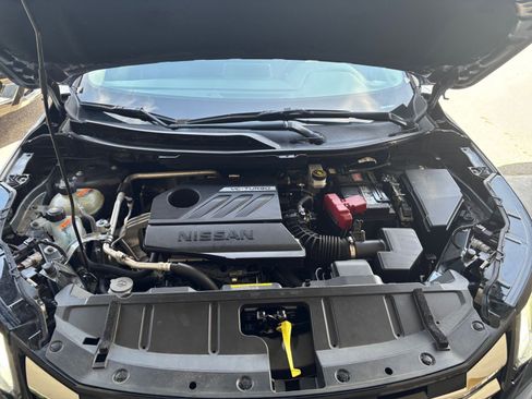 Used 2025 Nissan Rogue SV AWD/4WD image 34