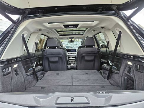 Used 2019 BMW X7 xDrive50i w/ Premium Package image 18