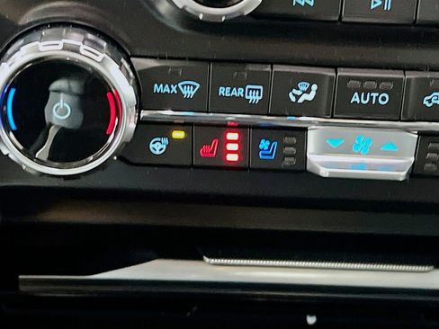 New 2026 Ford F350 Platinum w/ Tremor Off-Road Package image 23