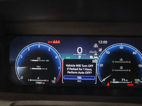Used 2025 Toyota Tacoma TRD Off-Road AWD/4WD image 16