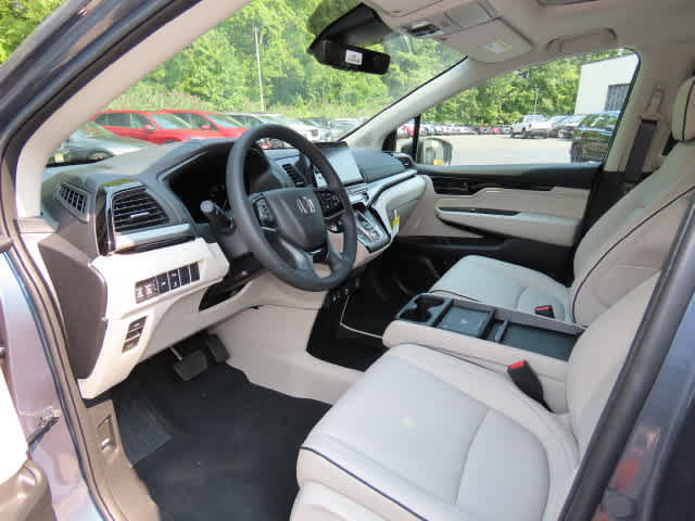New 2027 Honda Odyssey Touring image 2