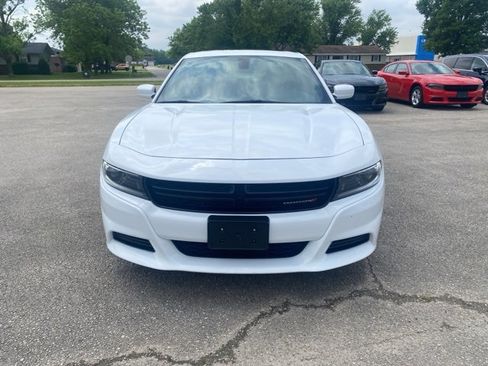 Used 2022 Dodge Charger SXT w/ Leather Interior Group image 9