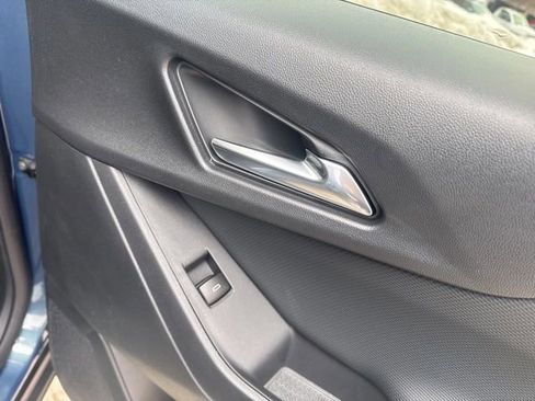 New 2026 Chevrolet Equinox LT w/ LPO, Floor Liner Package image 32