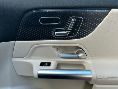 Certified 2026 Mercedes-Benz GLA 250 image 21