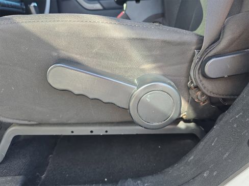 Used 2015 Jeep Wrangler Unlimited Sport w/ Quick Order Package 24S image 15