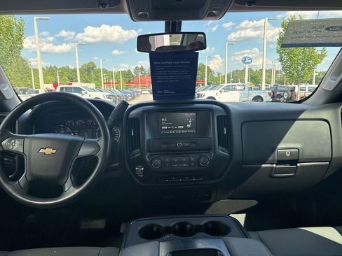 Used 2019 Chevrolet Silverado 2500 W/T w/ WT Convenience Package AWD/4WD image 23