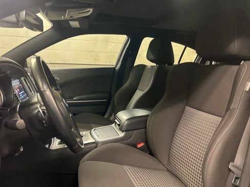 Used 2023 Dodge Charger Scat Pack w/ Navigation & Travel Group RWD image 15