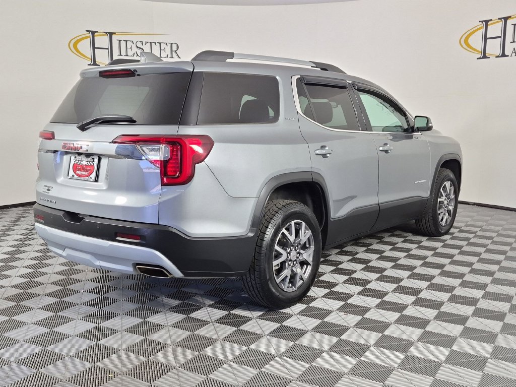 Certified 2023 GMC Acadia SLT FWD image 4