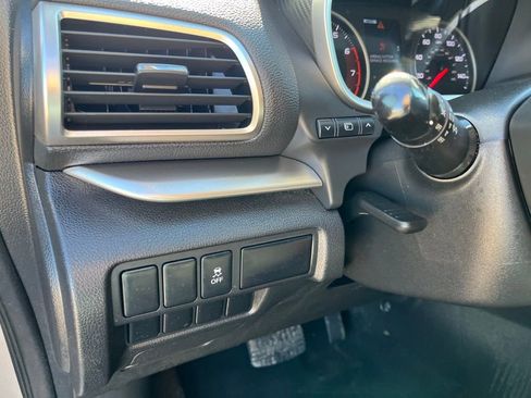 Used 2019 Mitsubishi Eclipse Cross ES image 25