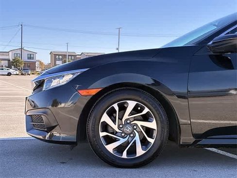 Used 2018 Honda Civic EX image 14