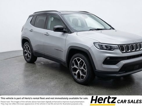 Used 2025 Jeep Compass Limited AWD/4WD image 1