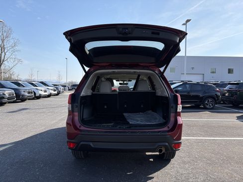 Certified 2024 Subaru Forester Limited w/ Convenience Package image 11