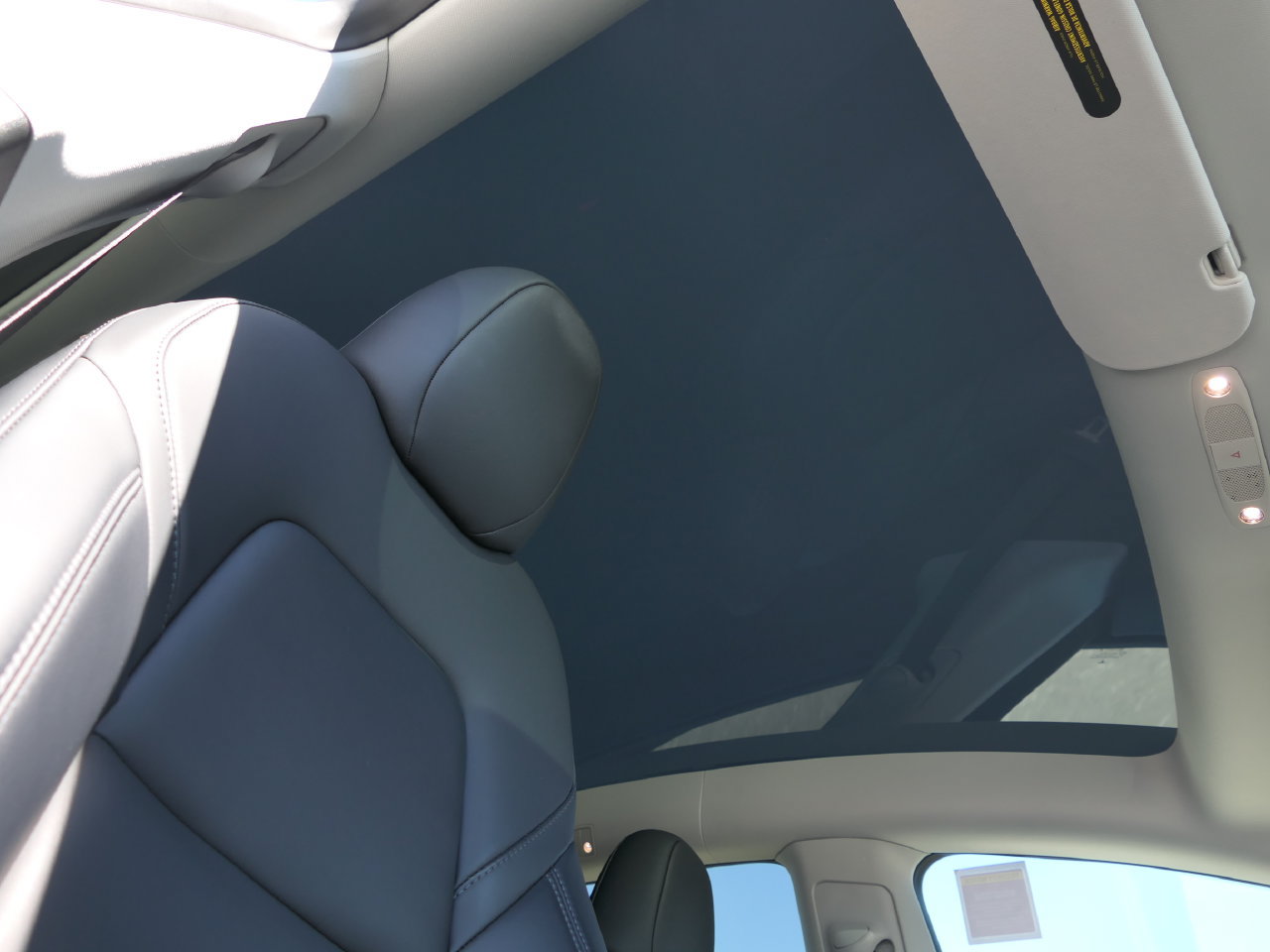 Used 2023 Tesla Model Y Long Range AWD/4WD image 28