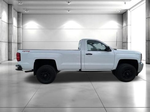 Used 2018 Chevrolet Silverado 2500 W/T w/ Snow Plow Prep Package AWD/4WD image 8