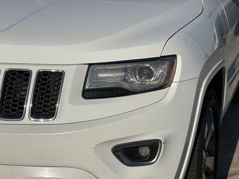 Used 2014 Jeep Grand Cherokee Overland w/ Advanced Technology Group image 10