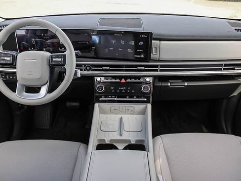 New 2026 Hyundai Santa Fe SE image 14