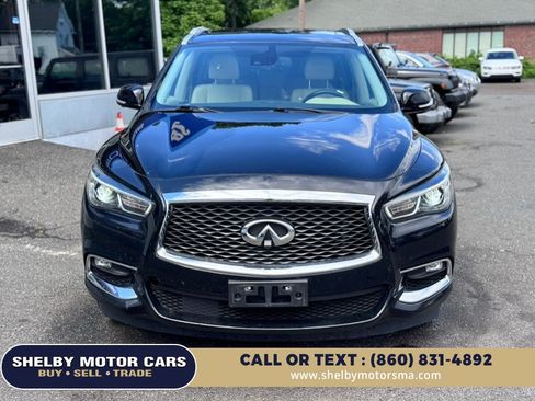 Used 2020 INFINITI QX60 Luxe w/ Essential Package AWD/4WD image 2