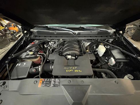 Used 2017 Chevrolet Silverado 1500 LTZ Z71 w/ Midnight Edition image 36