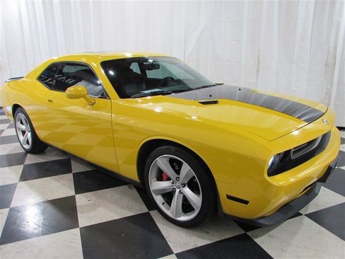 Used 2010 Dodge Challenger SRT8 w/ SRT Option Group II RWD image 23