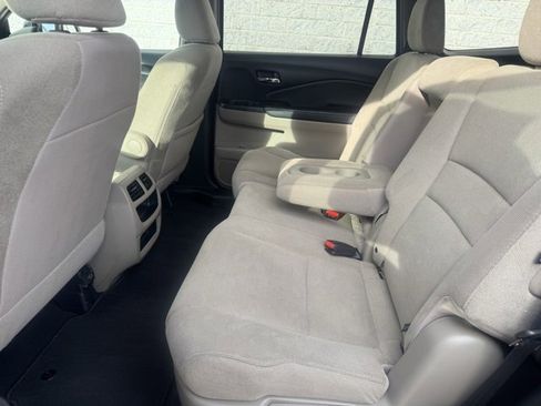 Used 2019 Honda Pilot LX image 20