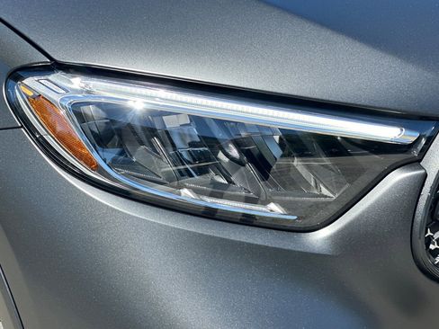 New 2026 Mercedes-Benz GLC 300 4MATIC image 11