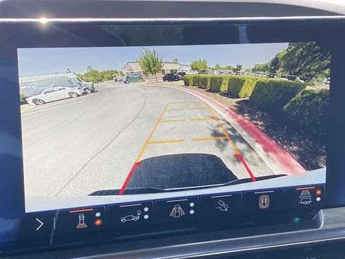 Used 2025 Chevrolet Silverado 1500 LTZ AWD/4WD image 29