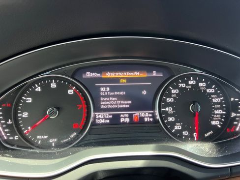 Used 2022 Audi Q5 2.0T Premium w/ Convenience Package image 35