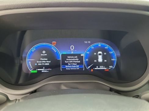 Used 2025 Toyota Sienna XSE FWD image 27