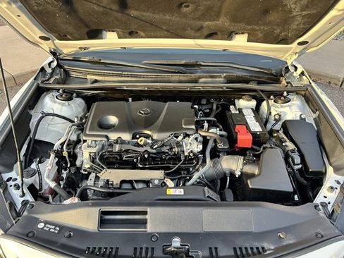 Certified 2022 Toyota Camry SE image 8