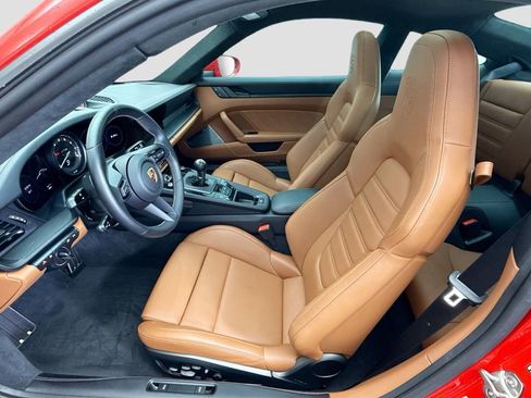 Used 2024 Porsche 911 Carrera S RWD image 18