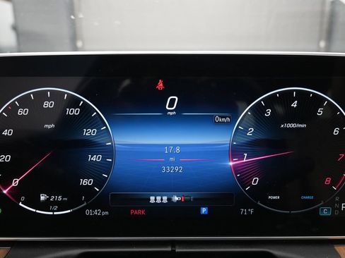 Used 2024 Mercedes-Benz C 300 Sedan image 16