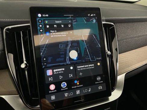 New 2026 Volvo XC90 B6 Plus w/ Protection Package Premier image 14