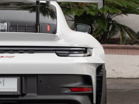 Used 2025 Porsche 911 GT3 RS RWD image 10