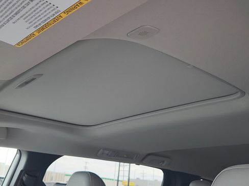 New 2026 Toyota Sienna XLE image 10