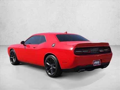 Used 2020 Dodge Challenger GT w/ Plus Package RWD image 8