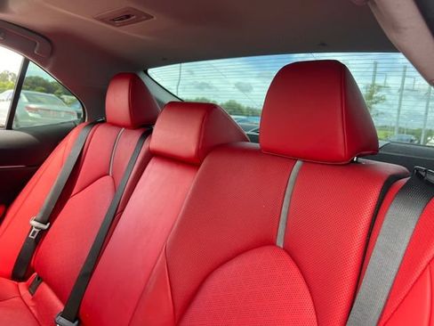 Used 2020 Toyota Camry XSE w/ Driver Assist Package FWD image 20