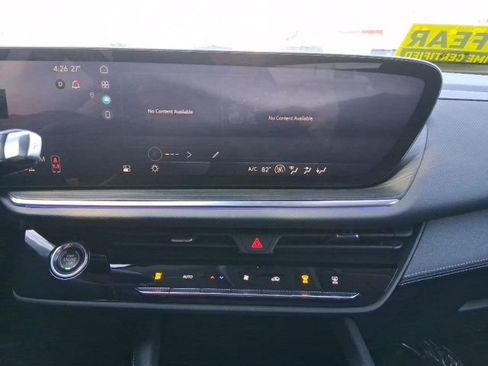 Used 2024 Buick Envision Preferred image 26