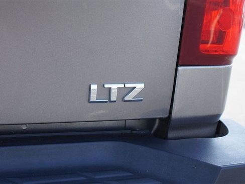 Used 2014 Chevrolet Silverado 3500 LTZ w/ LTZ Plus Package image 16