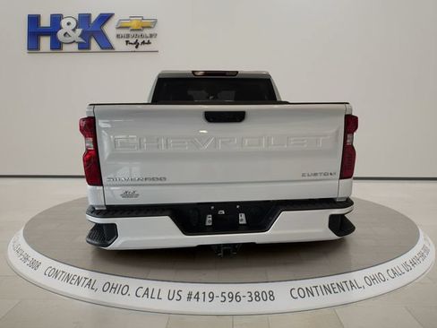 Used 2022 Chevrolet Silverado 1500 Custom AWD/4WD image 5