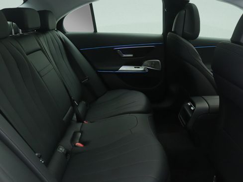 New 2026 Mercedes-Benz E 450 4MATIC Sedan image 8