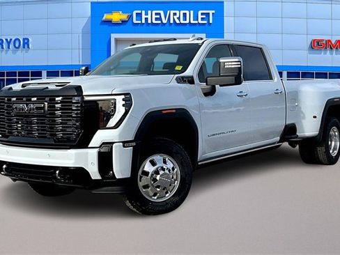 New 2026 GMC Sierra 3500 Denali Ultimate image 2